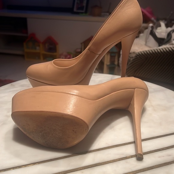 Nude high platform shoes. Sz 39 - Picture 3 of 9